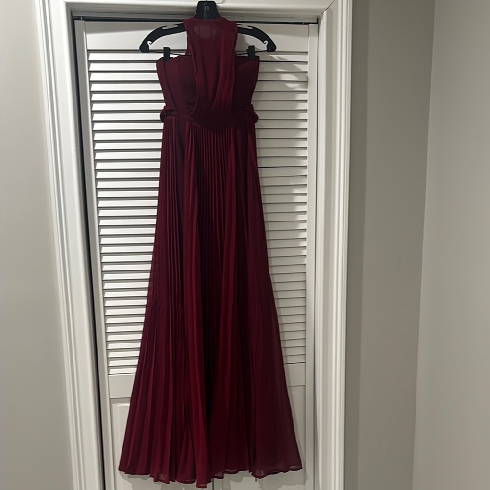 Elegant Burgundy Evening Gown